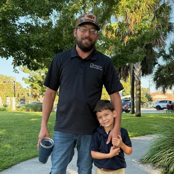 Matt Parham with his son in Palatka